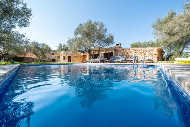 Villa de campo con piscina privada y casa de invitados . — 29