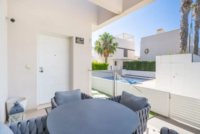 Villa 3 habitaciones 122m² en venta - Centro de la Ciudad Quesada — 35