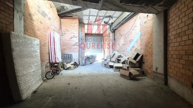 LOCAL COMERCIAL EN EL COUTO, SITUADO CERCA DEL SANTO ÁNGEL.