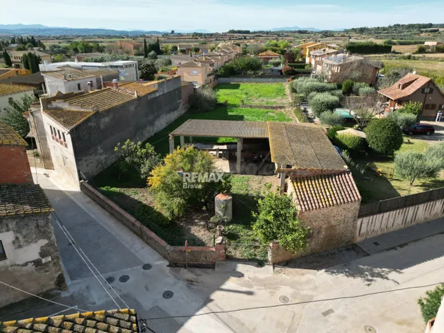 La Tallada d’Empordà | Oportunidad única: amplio terreno en 