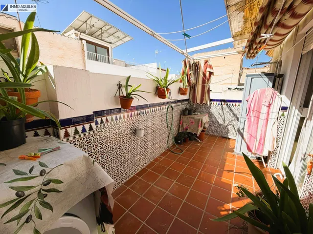 Amplia Casa en Zaidín, Granada - Oportunidad Única — 23