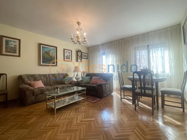 PISO en ALQUILER en el CENTRO DE SEGOVIA de TRES DORMITORIOS - foto 3