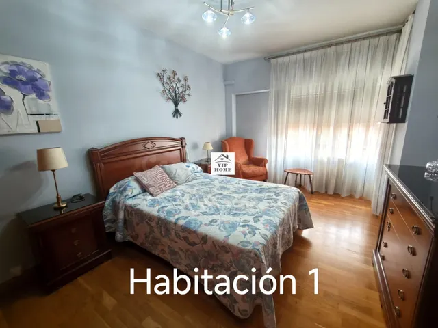 Se alquila Piso/habitaciones - foto 4