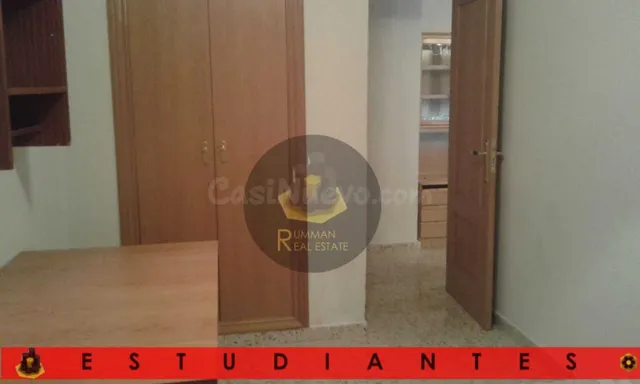 EST/ Piso de TRES dormitorios para ESTUDIANTES en zona Cartu - foto 3