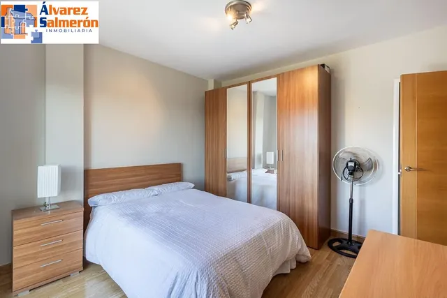 Casa pareada con piscina y vistas despejadas en Huétor Vega — 24