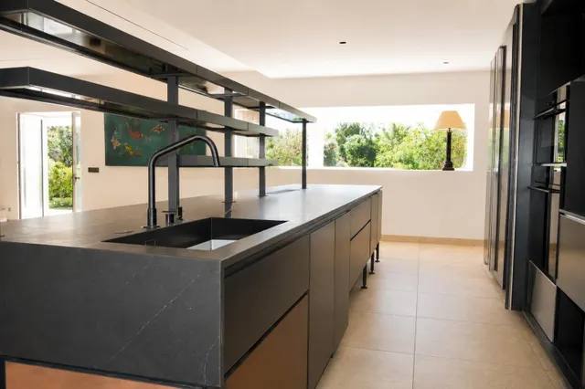 Casa unifamiliar con un jardín de ensueño — 12