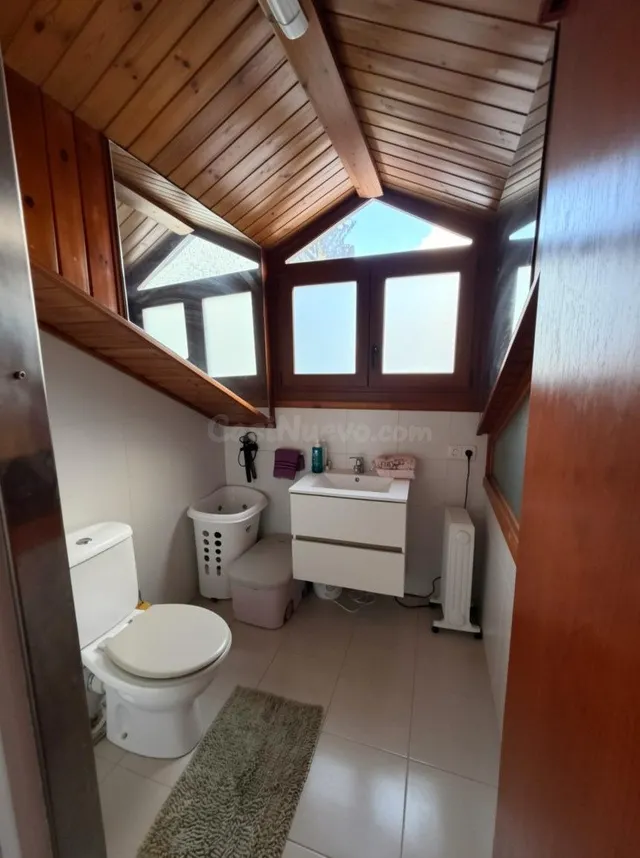 Ático de 1 habitación con vistas en Arinsal - foto 3