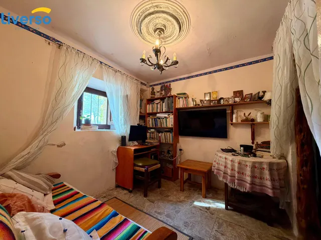 Casa de pueblo con parcela de 866 m2, jardín y buhardilla con encanto en la Ribera del Duero — 7
