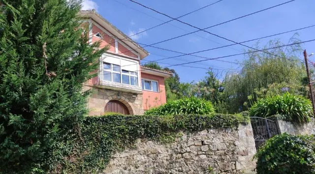 SE VENDE casa adosada OKUPA en C Penilla 137 de Santa María  - foto 4