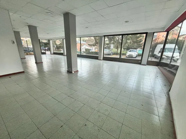 Local comercial 3 habitaciones 95m² en venta - La corredoria - foto 2