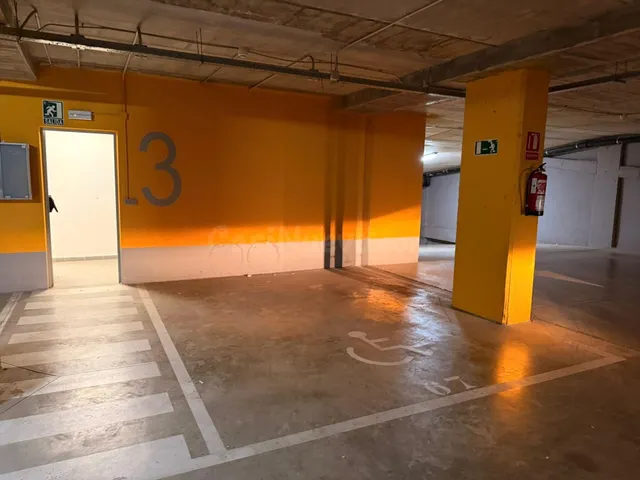 Garaje en Calle Andarella - Vara de Quart - foto 5