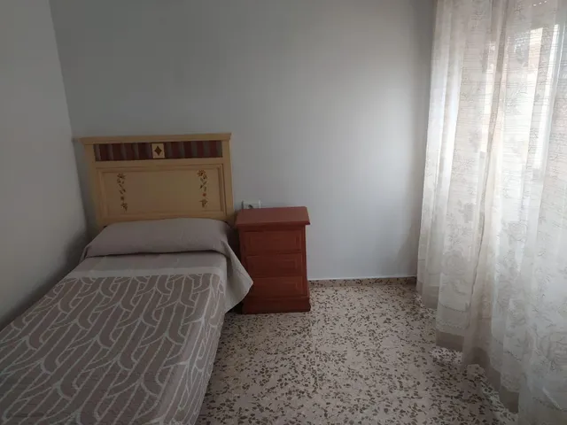 REBAJON!!!!!!!!!!!Piso de en Ronda-Arabial! — 29
