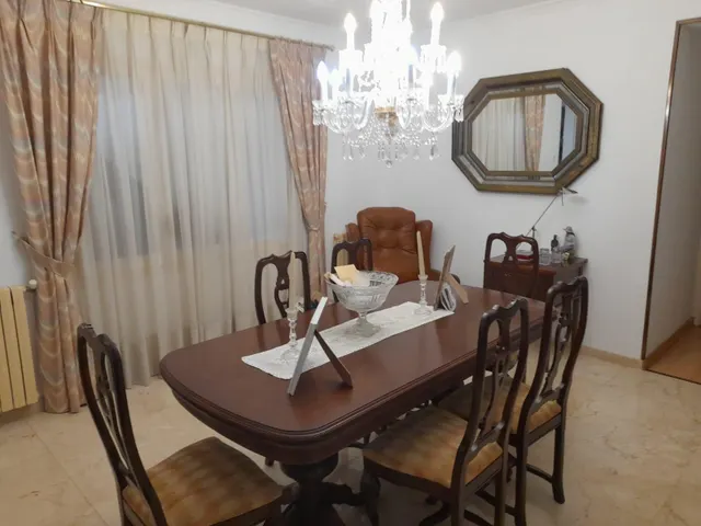 OPORTUNIDA GRAN CASA DE PUEBLO CON VIVIENDA UNIFAMILIAR Y NAV ES ANEXAS — 6