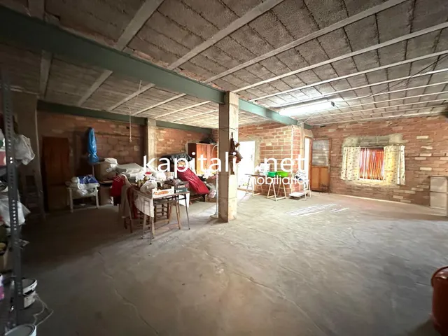 Amplia casa a la venta en Font de la Figuera (Valencia) — 43
