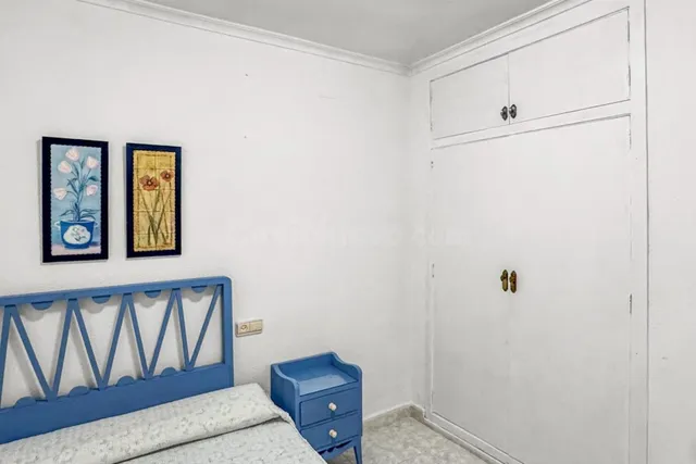 Apartamento de 3 dormitorios 2 baños con vistas al mar en Torrevieja (playa los locos) — 10