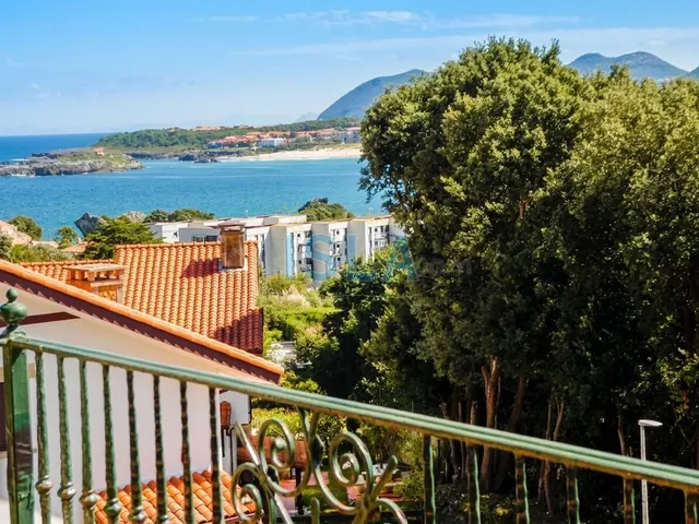 UNA CASA INDIVIDUAL CON VISTAS AL MAR