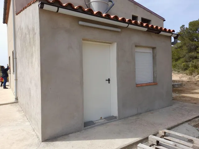 OPORTUNIDAD CASA DE CAMPO CON INMEJORABLES ACABADOS EN FINCA RUSTICA DE BATEA — 8