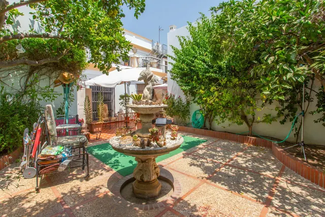 Exclusiva casa con jardín en el centro de El Puerto de Santa María — 11
