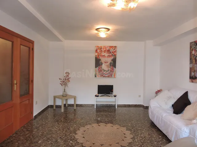 Piso de 3 habitaciones, 2 baños y balcón en venta en Benical - foto 3