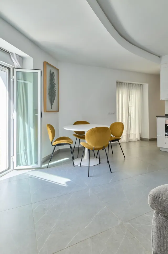 APARTAMENTO EN EL CENTRO CON LICENCIA TURISTICA — 25