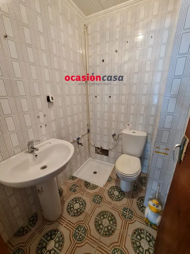LOCAL COMERCIAL JUNTO A PLAZA DE ESPAÑA Y PARQUE DEL MONO — 7