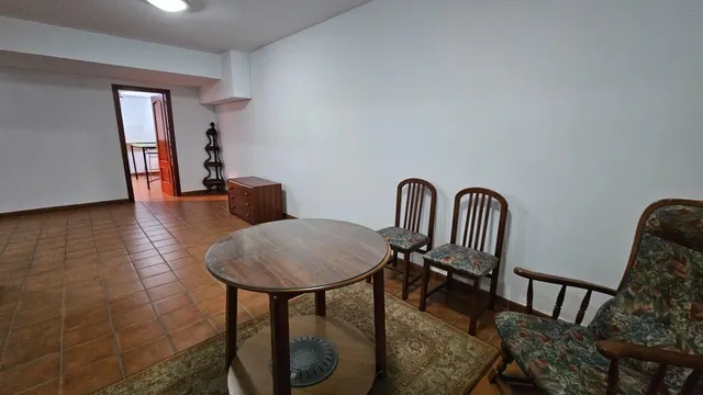 CAÑERO. Amplia Casa con cochera privada — 25