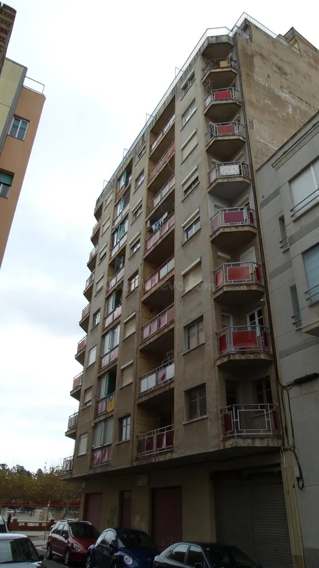 Se vende Piso OKUPADO en paseo DEL EBRE 64 Tortosa, (Tarrago