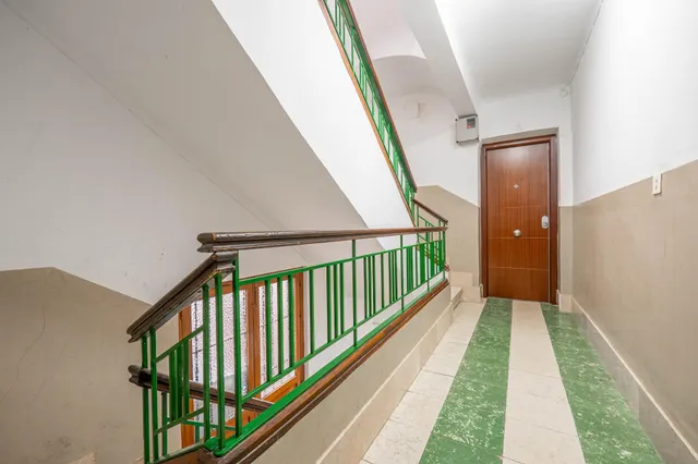 ALQUILER PARA ESTUDIANTES (ZONA REALEJO) — 42