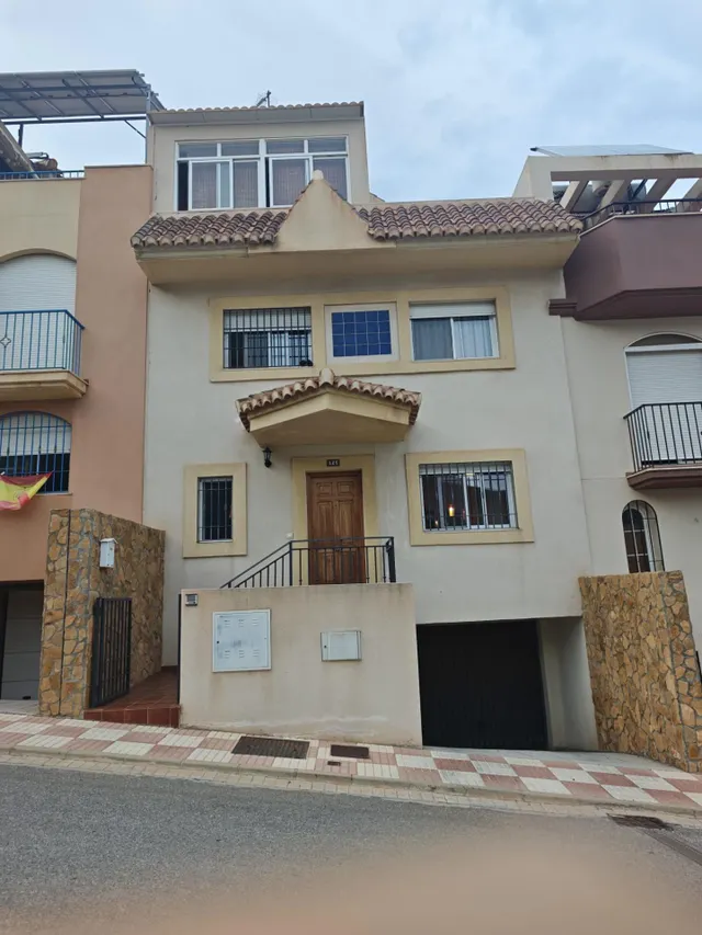 AGI000306 GRAN CASA FAMILIAR CON 5 DORMITORIOS EN EL ROMERAL - foto 2