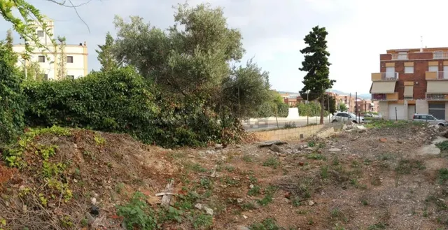 Solar a la venta en Aiguacuit en Vilanova i la Geltrú de 130 - foto 2