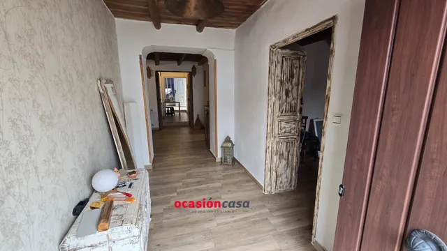 CASA CON PATIO AMPLIO A LA VENTA — 9