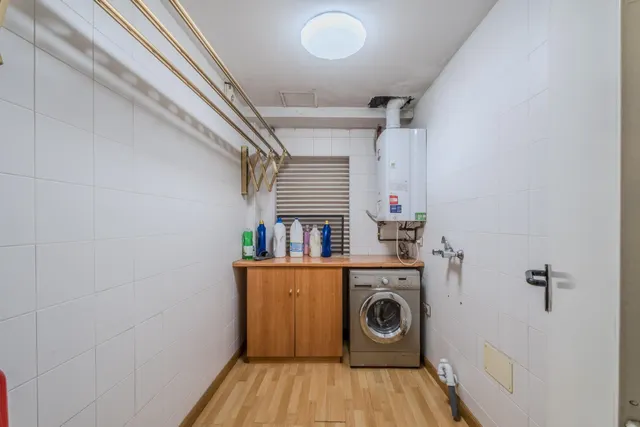 Precioso chalet adosado de cinco dormitorios y tres baños en el PAU de Carabanchel — 34