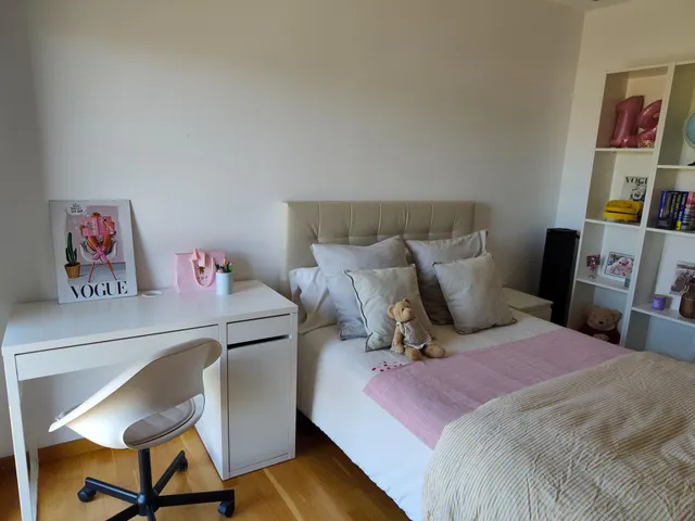 Amplio y Luminoso Piso en La Rosaleda, Ponferrada - €169.000 — 21