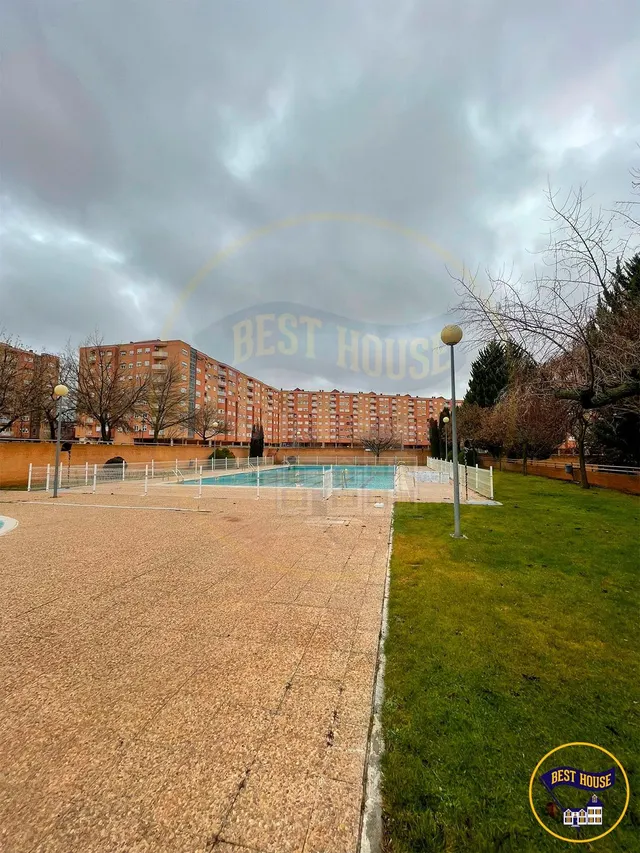 PISO EN ALQUILER — 2