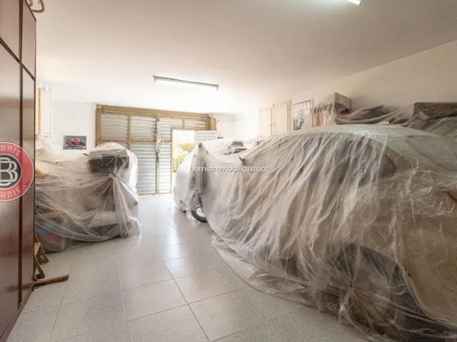 Chalet 5 habitaciones 238m² en venta - Carretera Igualada — 33