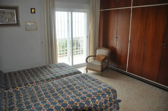 BONITO CHALET en PLAYA PONIENTE — 23