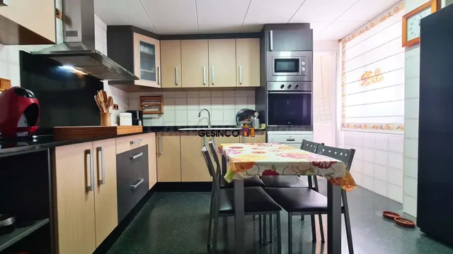 VIVIENDA CON VISTAS A GRAN PARQUE EN VENTA EN ONTINYENT