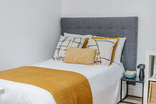 VIVIENDA REFORMADA Y MUY LUMINOSA EN RETIRO — 21