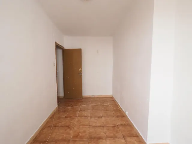 SE VENDE PISO EN PINEDA DE MAR, ZONA CENTRO — 13
