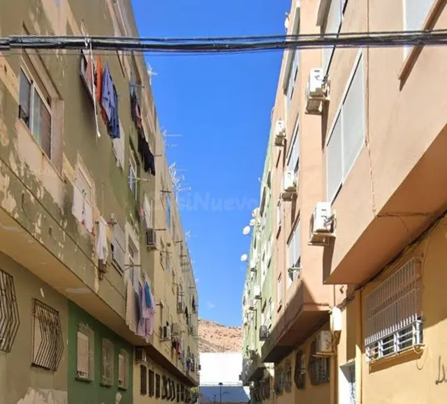 Piso ocupado en La Chanca - Pescadería (Almería) — 2