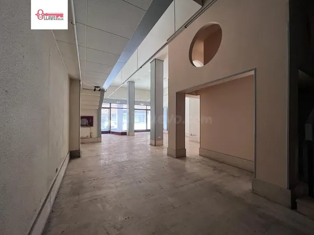 Local comercial 1224m² en venta - Gamonal - foto 5