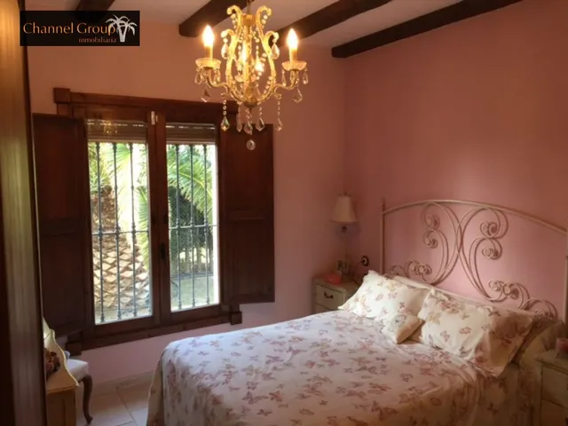 SE VENDE MAGNIFICO CHALET NOVELDA — 13