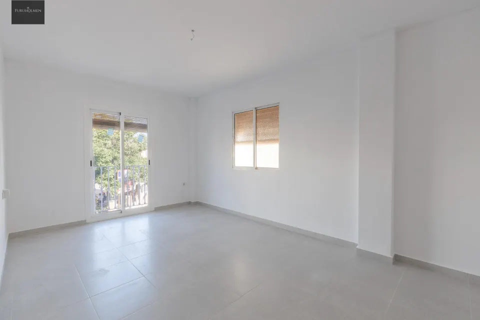 PISO EN MONACHIL DE 3 DORMITORIOS