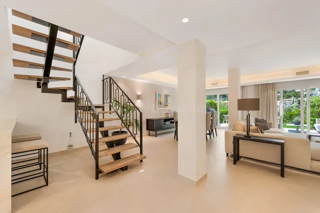 Adosado 3 habitaciones 212m² en venta - El Madroñal - foto 4