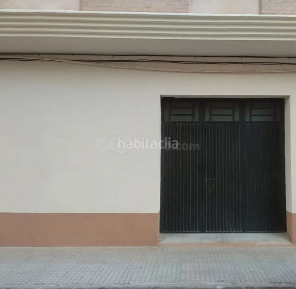 Local en venta y alquiler en Carlet