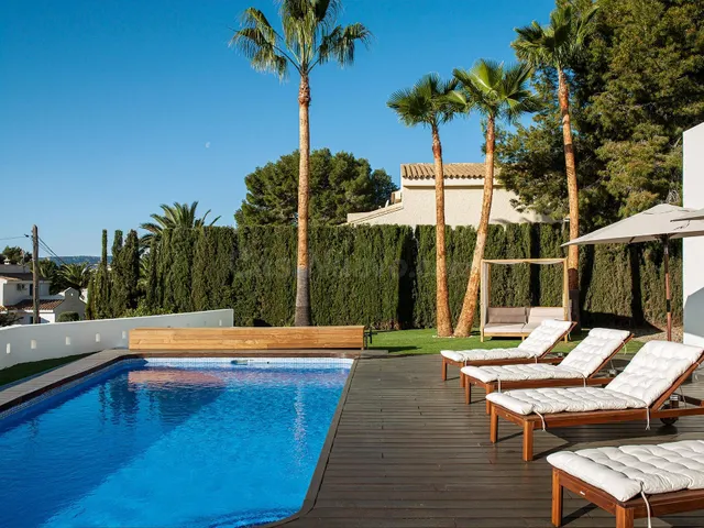 Villa de diseño llave en mano con vistas al mar y al Peñón d - foto 3