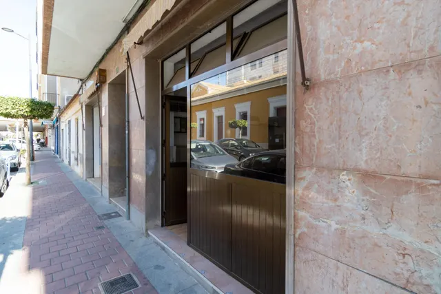 OPORTUNIDAD!!! LOCAL COMERCIAL COMO VIVIENDA. ubicación PERFECTA!!! — 20