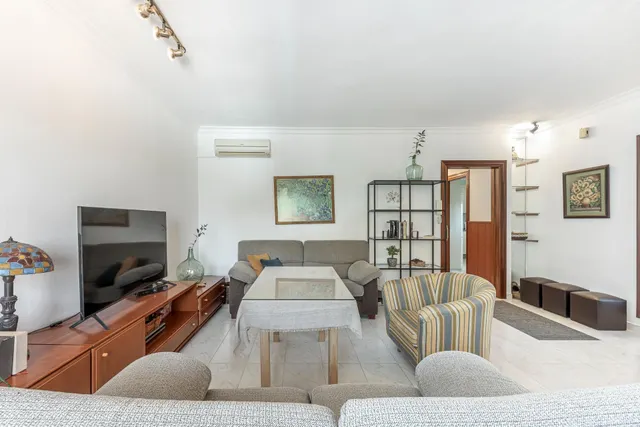 Chalet independiente con 2 viviendas , Carretera de Mijas , Malaga — 7