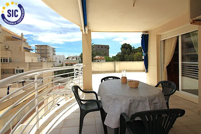 Apartamento en zona de playa de la Concha con una espectacular terraza de 88m2, piscina, garaje y trastero — 2