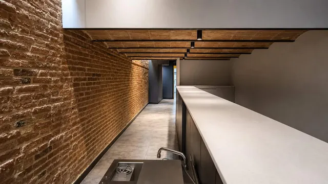 Restaurante con licencia c3 en traspaso en l´eixample esquerra — 8